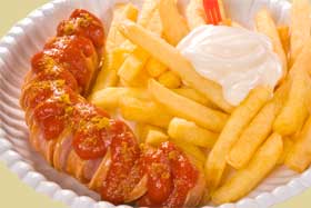 Currywurst_Pommes